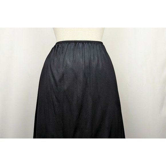 Vintage 80s Skirt Half Slip Black Nylon Lace Trim Misses Size M Warners - Picture 2 of 7
